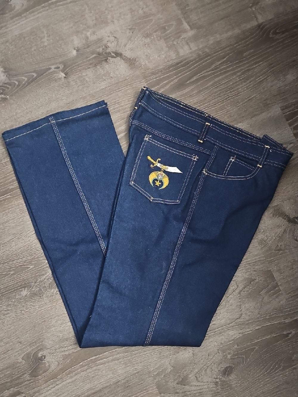 Vintage Shriner's Embroidered Crest On Back Pocket Dark Blue Jeans Mens Sz 36